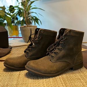 Brown Kodiak Waterproof Lace Up Boots
